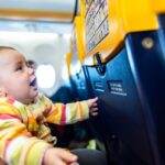 Calatorie cu avionul cu bebelusul tau