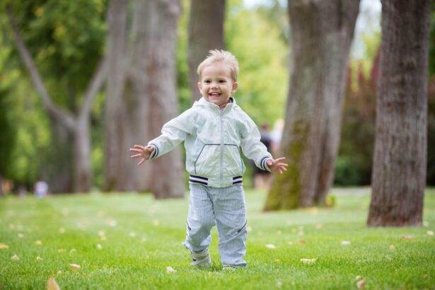 PLimbare si joc in aer liber bebelusi